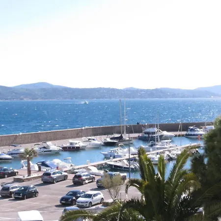 3 Pièces Avec Terrasse, Clim, Wifi, Garage En Centre-ville à - Fr-1-780-57 Appartement Sainte-Maxime